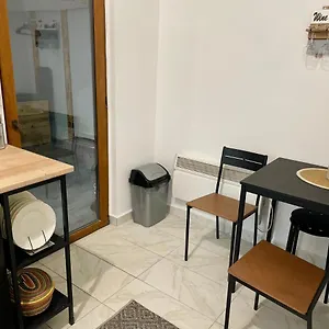  Apartment Vis-a-vis - Gara De Nord
